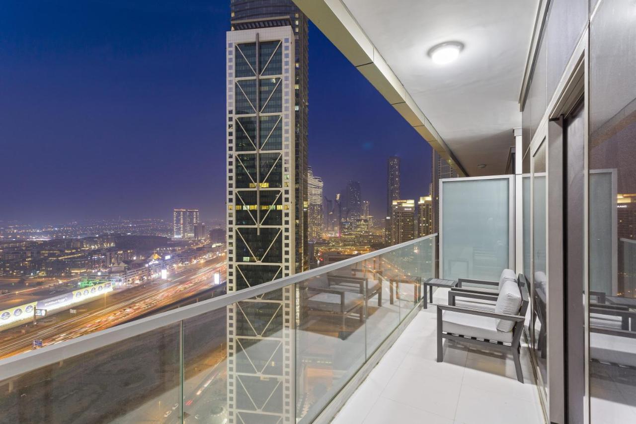 Aliving Luxury 2Br With Infinity Pool At Paramount Hotel Midtown Close To Dubai Mall & Burj Khalifa Eksteriør billede
